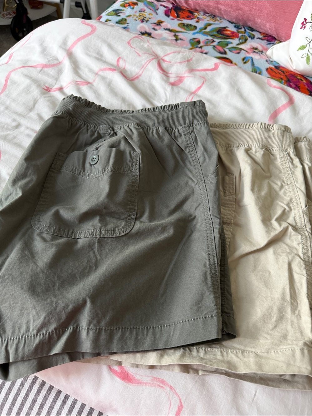 Old Navy Cargo Shorts in Olive and Beige